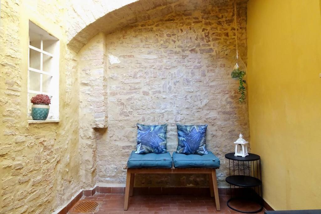 Casa Tecla Alle Mura Della Citta *
